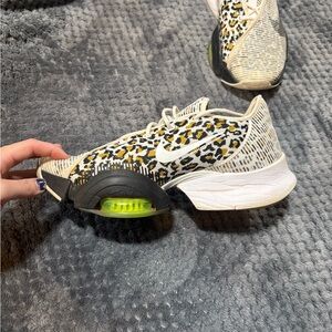 Nike Flyplate Leapord Superrep